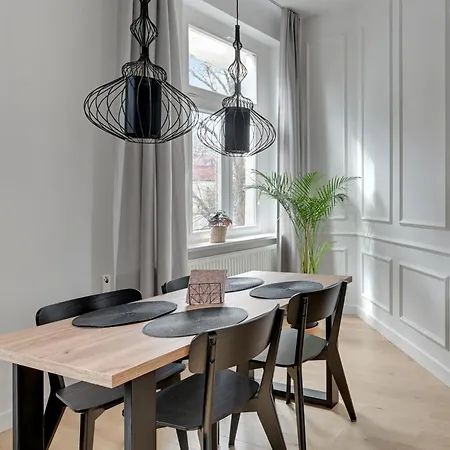 Grand - Two Bedroom, 6 Person Center Apartamento Sopot