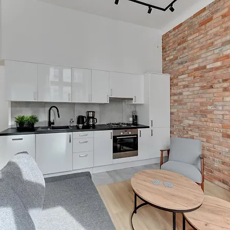 Grand - Two Bedroom, 6 Person Center Sopot